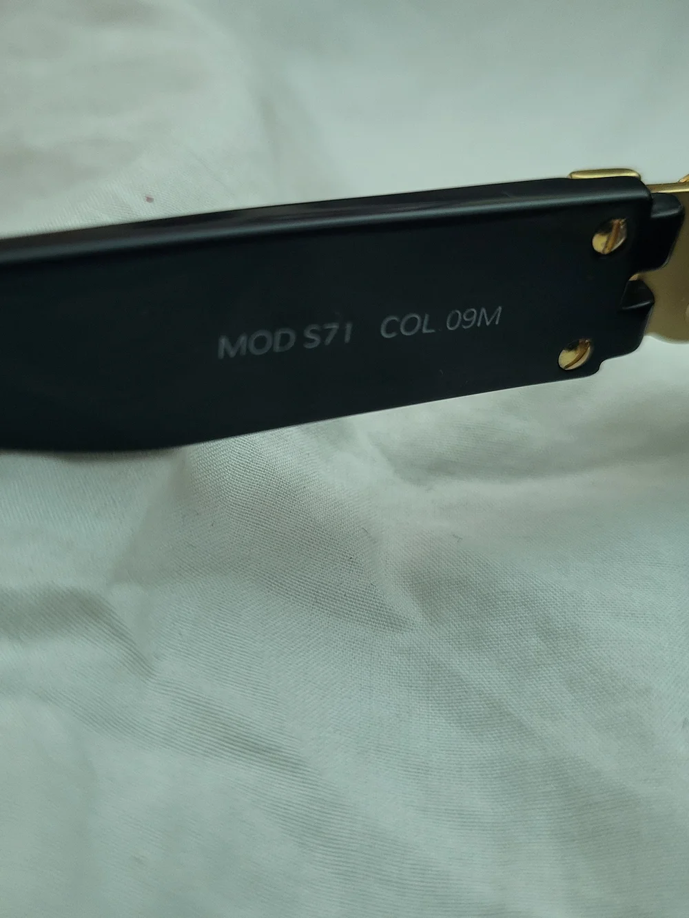 Vintage Gianni Versace Gold Frame Oval Unisex Sunglasses MOD S71 COL 09M